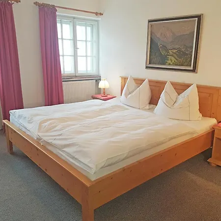 Schmid Schoenau Apartman *