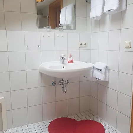 Apartment Landhaus Schmid Schonau Schoenau am Koenigsee
